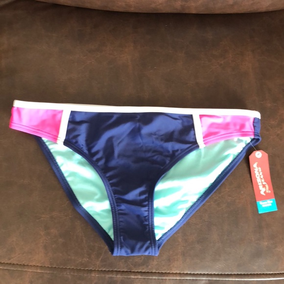 Arizona Hipster Swimsuit Bottom-Juniors Size L - Picture 3 of 5